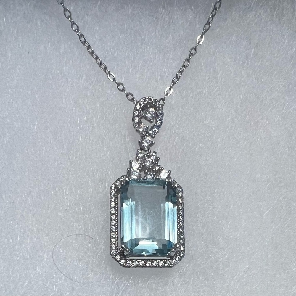 Elegant Silver and Aqua Blue Pendant Necklace